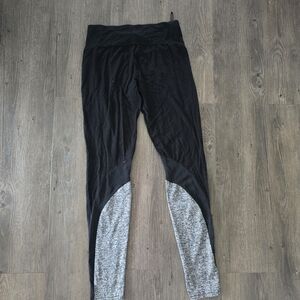 Women's Black and Gray Leggings